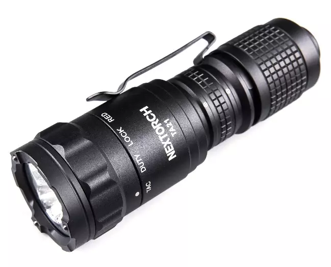 Nextorch TA21 Dual taktinen valaisinsetti 1300 lumenia 160 m valkoinen ja 150 lumenia punainen valo - Käsivalaisimet
 - 22351 - 1