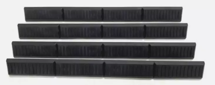 Tikka M-LOK kiskon suojapalat 4 kpl musta - Tikka Ace varusteet ja osat - 23252 - 1