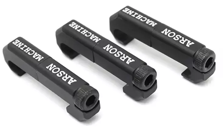 ATSC johtokiinnike Picatinny kiskoon musta 3 kpl setti - Asevalaisimet
- 23503 - 1