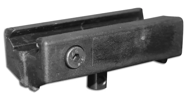 CAA hihnalenkkinasta Picatinny-kiskoon, polymeeriä - Hihnalenkit ja -nastat - 17215 - 1