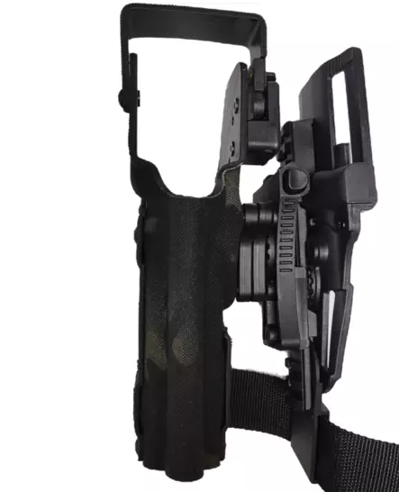 ATSC Pistoolikotelo Warrior M3 säädettävä yleismalli valoille Multi Ride tumma camo oikeankätinen - Valokotelot - 23466 - 2