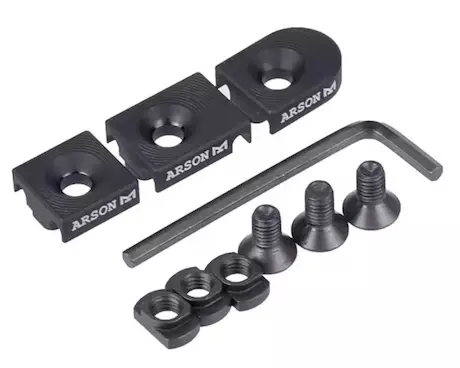 ATSC johtokiinnike M-LOK kiskoon alumiini musta 3 kpl setti - Asevalaisimet
- 23506 - 1