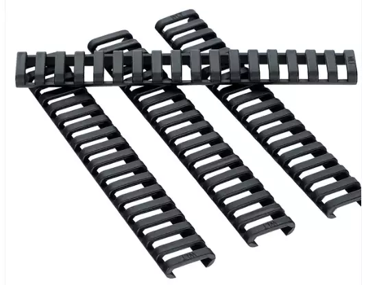 ATSC Picatinny-kiskon suoja 4 kpl setti musta - AR-15 - 23736 - 1