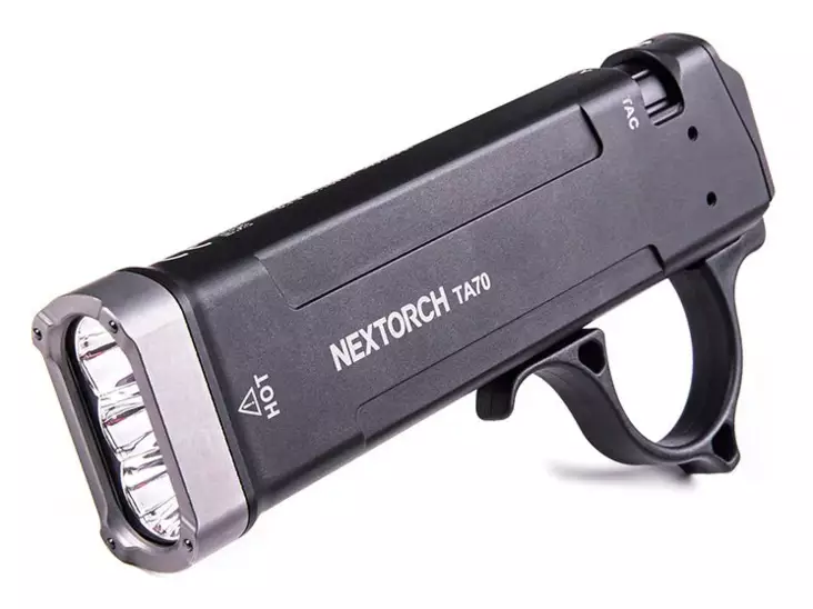 Nextorch TA70 taktinen valaisin 3500 lumenia 220 m litteämalli - Käsivalaisimet
 - 23548 - 1